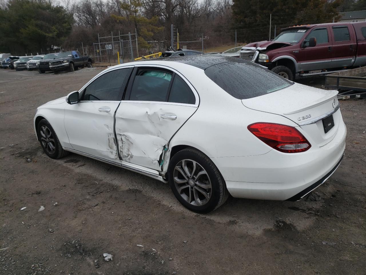 Изображение 2 2016 MERCEDES-BENZ C 300 4MATIC 2016 с VIN 55SWF4KB2GU107897