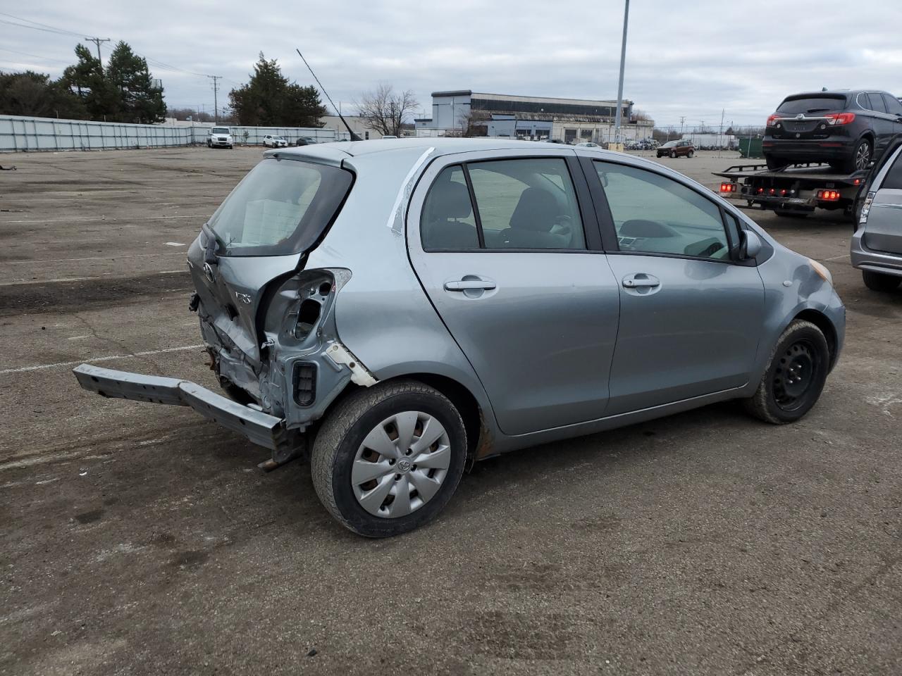 Изображение 3 2010 TOYOTA YARIS 2010 с VIN JTDKT4K31A5302058