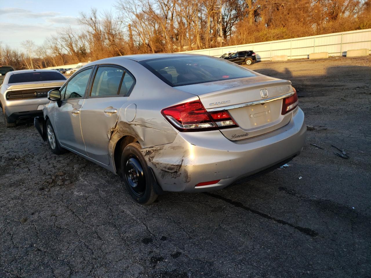 Obraz 2 z 2013 HONDA CIVIC LX 2013 z VIN 19XFB2F54DE032871