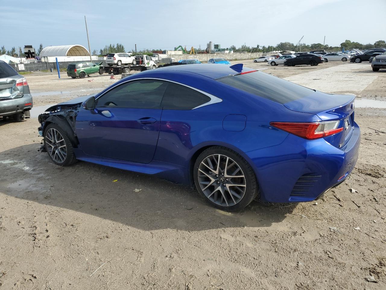 Изображение 2 2017 LEXUS RC 200T 2017 с VIN JTHHA5BC9H5005943