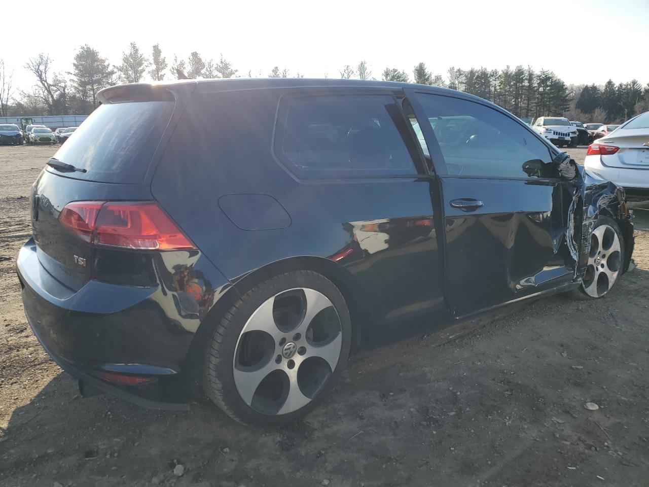 Obraz 3 z 2016 VOLKSWAGEN GOLF BASE / S 2016 z VIN 3VW817AU0GM001535