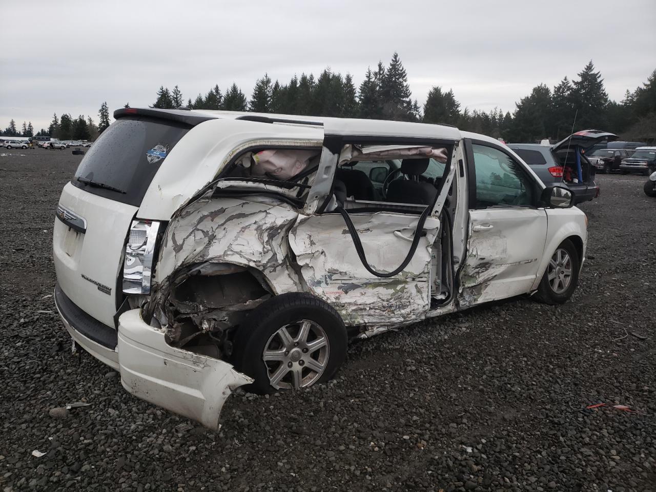 Obraz 3 z 2010 CHRYSLER TOWN & COUNTRY TOURING 2010 z VIN 2A4RR5D15AR243656