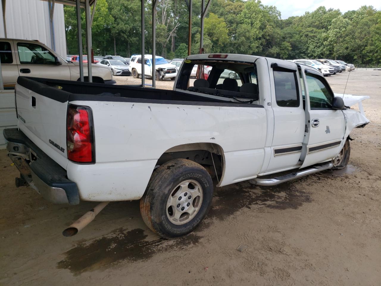Изображение 3 2004 CHEVROLET SILVERADO C1500 2004 с VIN 2GCEC19TX41245303