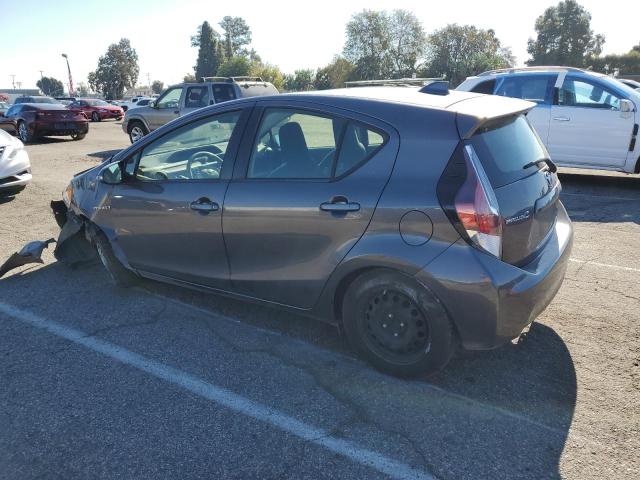 Изображение 2 2015 TOYOTA PRIUS C  2015 с VIN JTDKDTB32F1577427