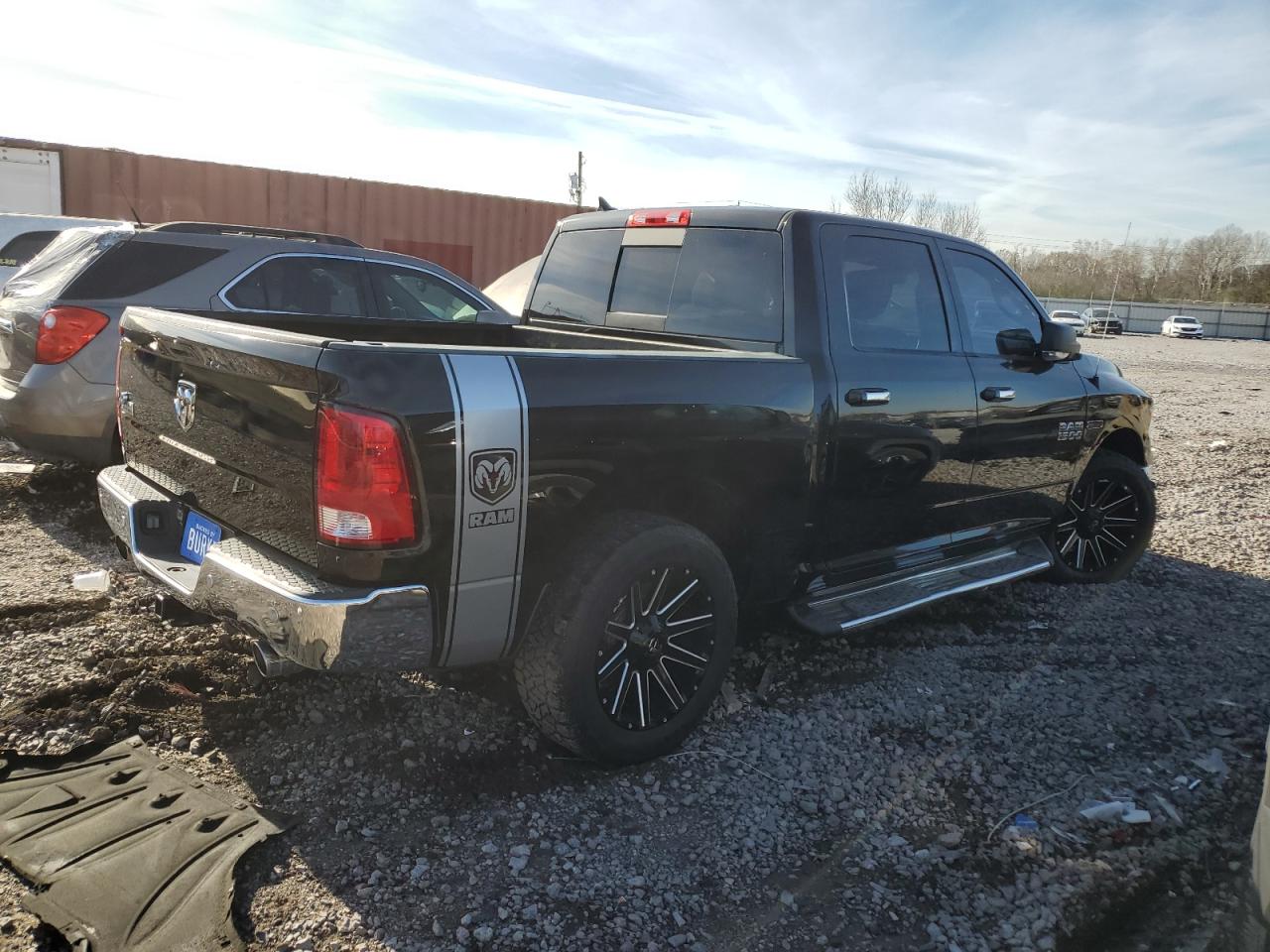 Изображение 3 2018 RAM 1500 SLT 2018 с VIN 1C6RR6LM8JS271710