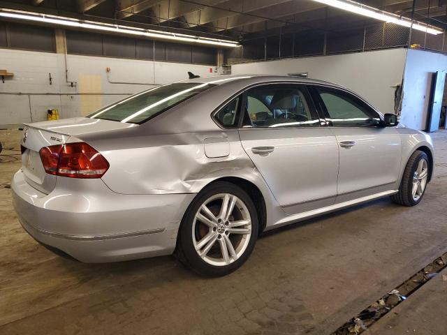 Image 3 of 2014 VOLKSWAGEN PASSAT SE 2014 with VIN 1VWBN7A39EC116778