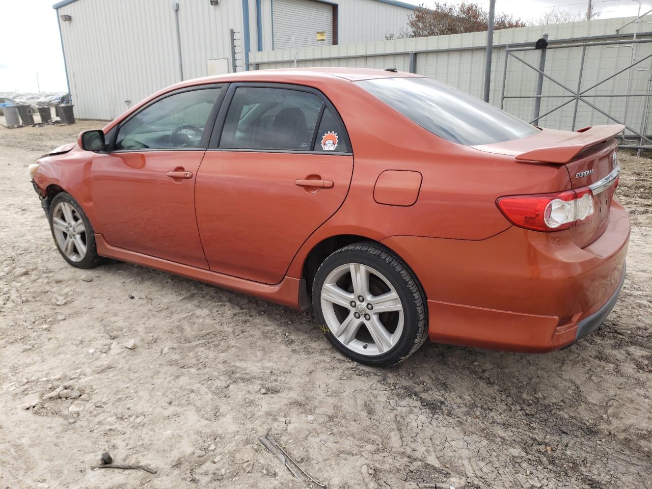 Image 2 of 2013 TOYOTA COROLLA BASE 2013 with VIN 2T1BU4EE6DC085687