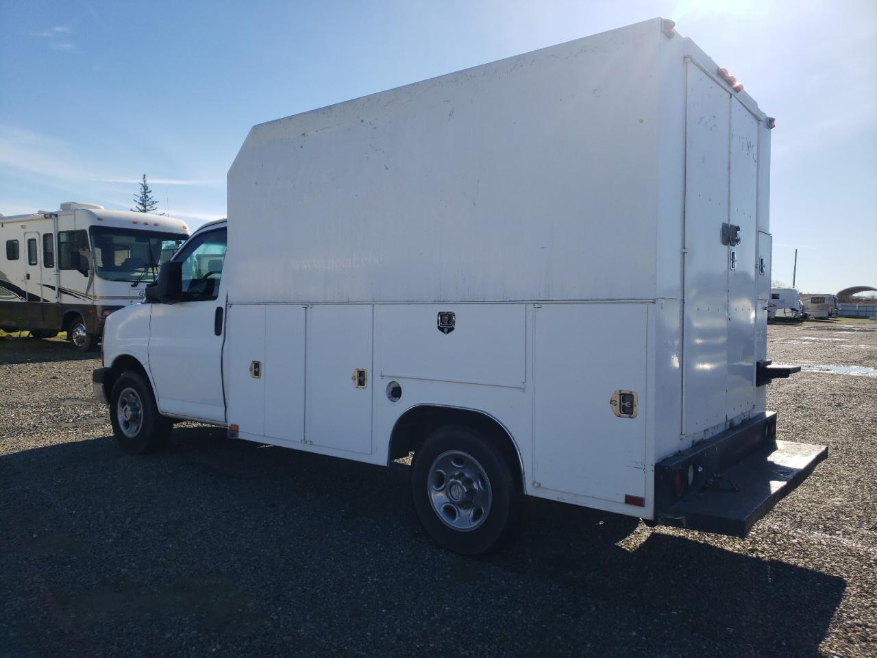 Image 2 of 2010 CHEVROLET EXPRESS G3500  2010 with VIN 1GB3G2BA5A1163379