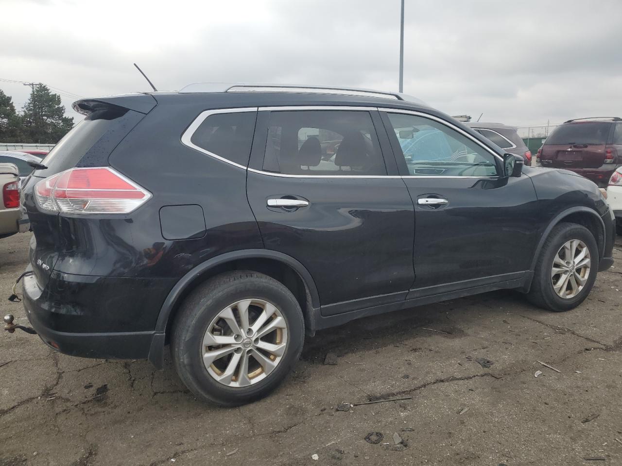 Image 3 of 2016 NISSAN ROGUE S 2016 with VIN JN8AT2MV6GW139140