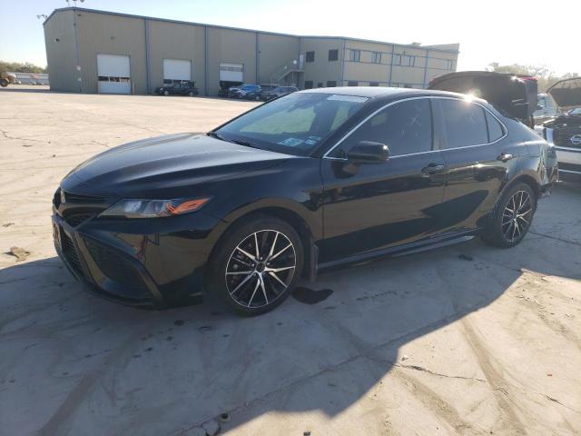 Image 1 of 2021 TOYOTA CAMRY SE 2021 with VIN 4T1G11AK0MU526088
