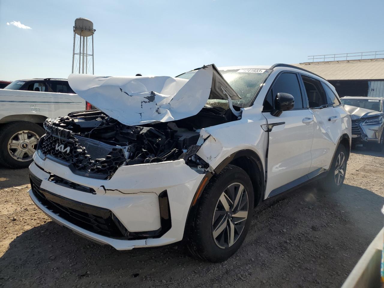 Изображение 1 2023 KIA SORENTO S 2023 с VIN 5XYRL4LC3PG206526