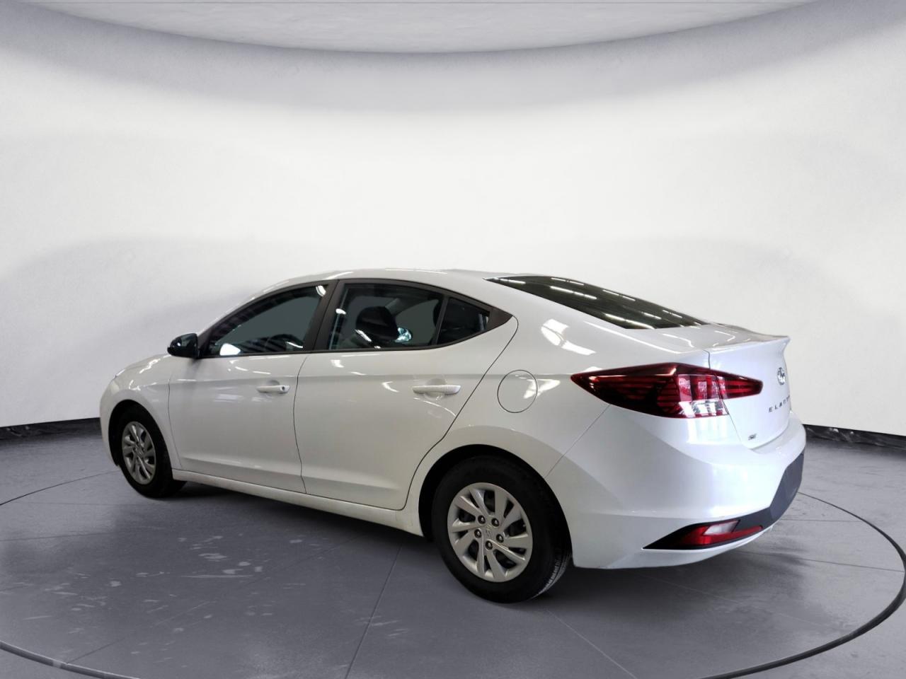 Obraz 2 z 2020 HYUNDAI ELANTRA SE 2020 z VIN 5NPD74LF1LH584694