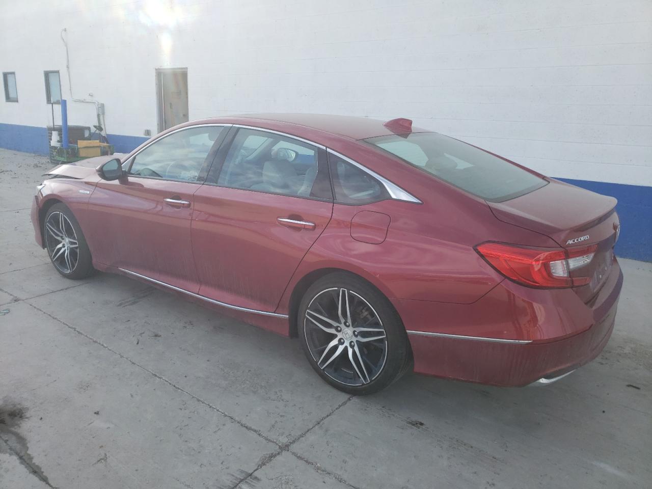Изображение 2 2021 HONDA ACCORD TOURING HYBRID 2021 с VIN 1HGCV3F93MA005264