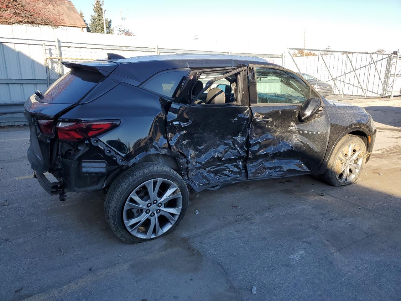Obraz 3 z 2019 CHEVROLET BLAZER PREMIER 2019 z VIN 3GNKBFRS4KS696892