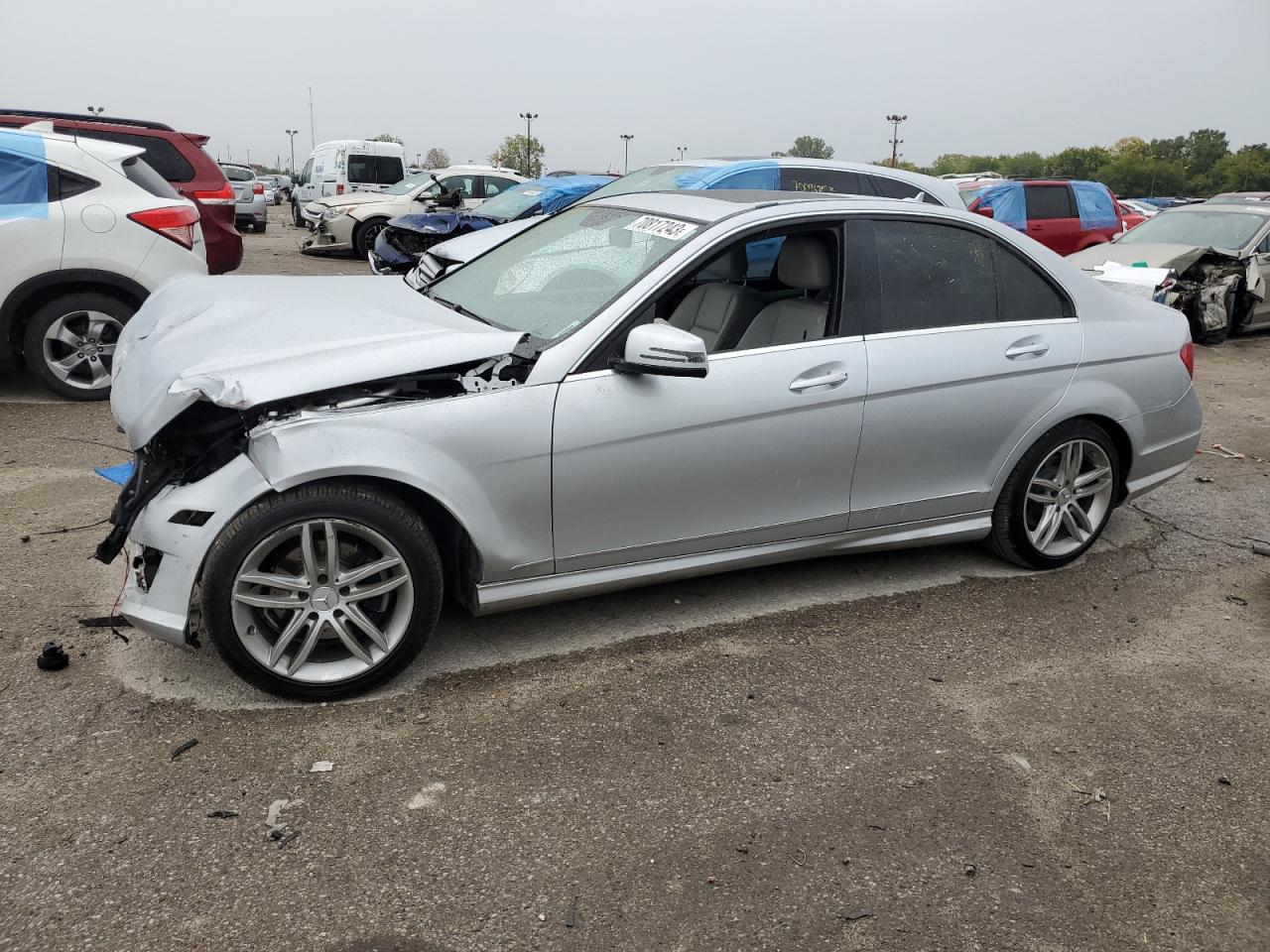 Image 1 of 2013 MERCEDES-BENZ C 250 2013 with VIN WDDGF4HB9DR266988