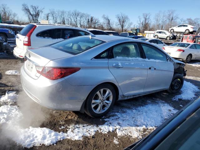 Image 3 of 2013 HYUNDAI SONATA SE 2013 with VIN 5NPEC4AC2DH538513