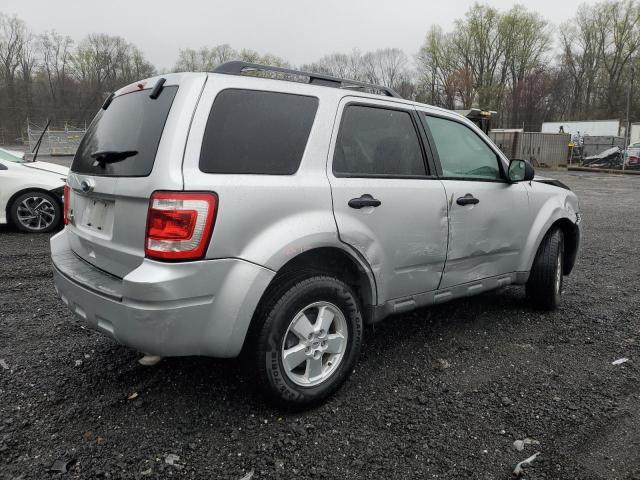 Obraz 3 z 2010 FORD ESCAPE XLT 2010 z VIN 1FMCU9D76AKC03893