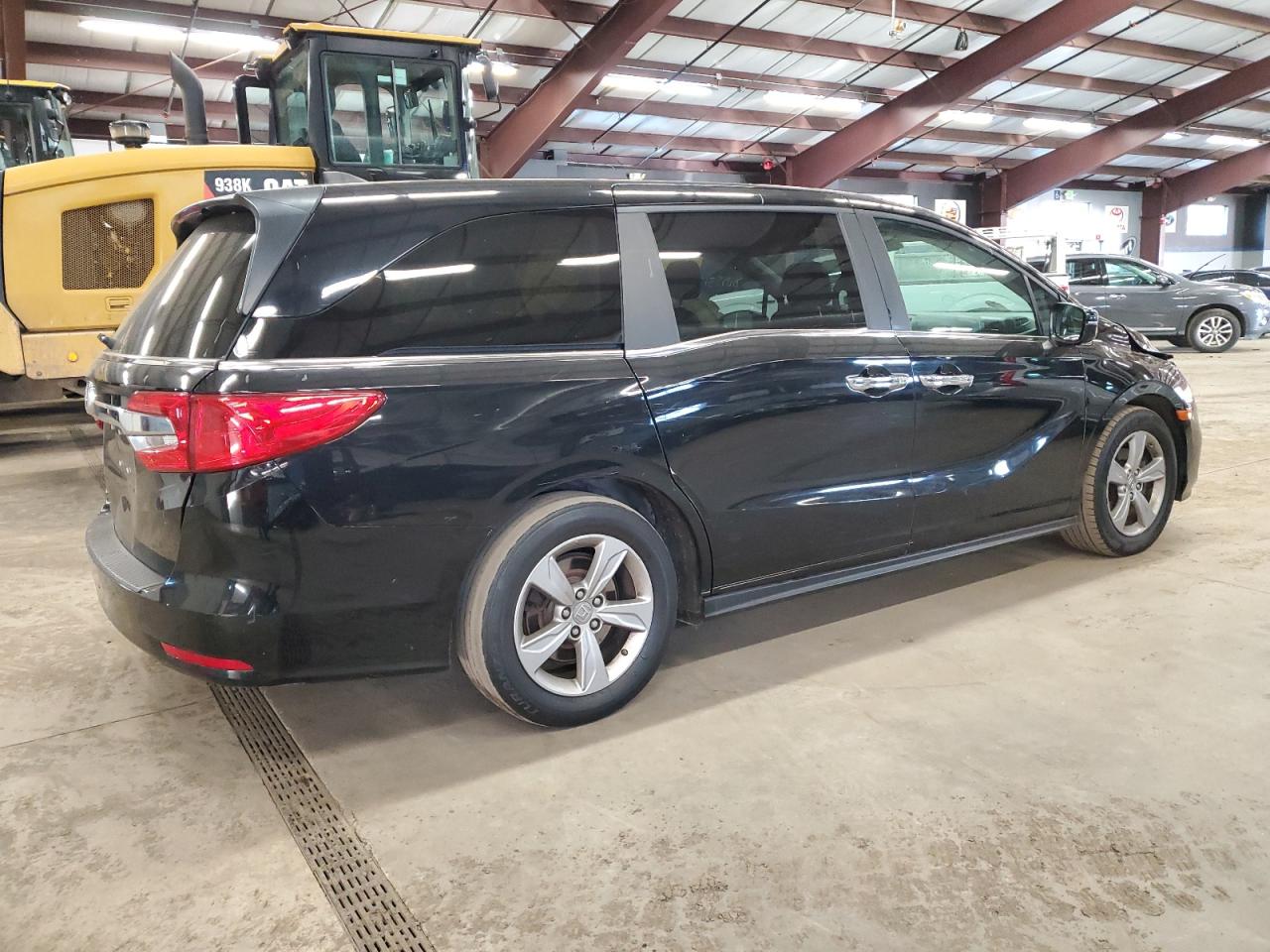 Изображение 3 2020 HONDA ODYSSEY EX 2020 с VIN 5FNRL6H54LB042100