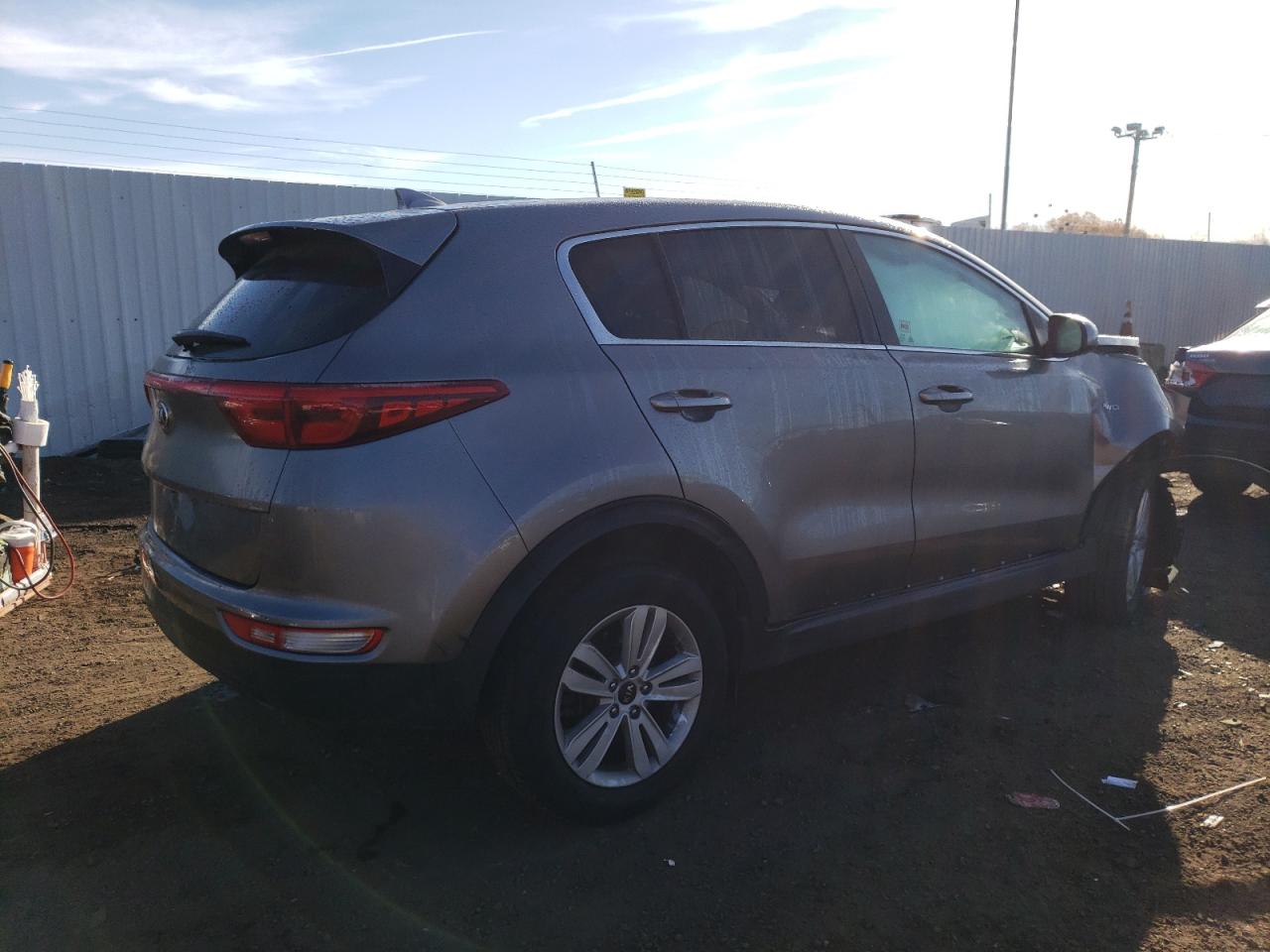 Obraz 3 z 2018 KIA SPORTAGE LX 2018 z VIN KNDPMCAC6J7377132