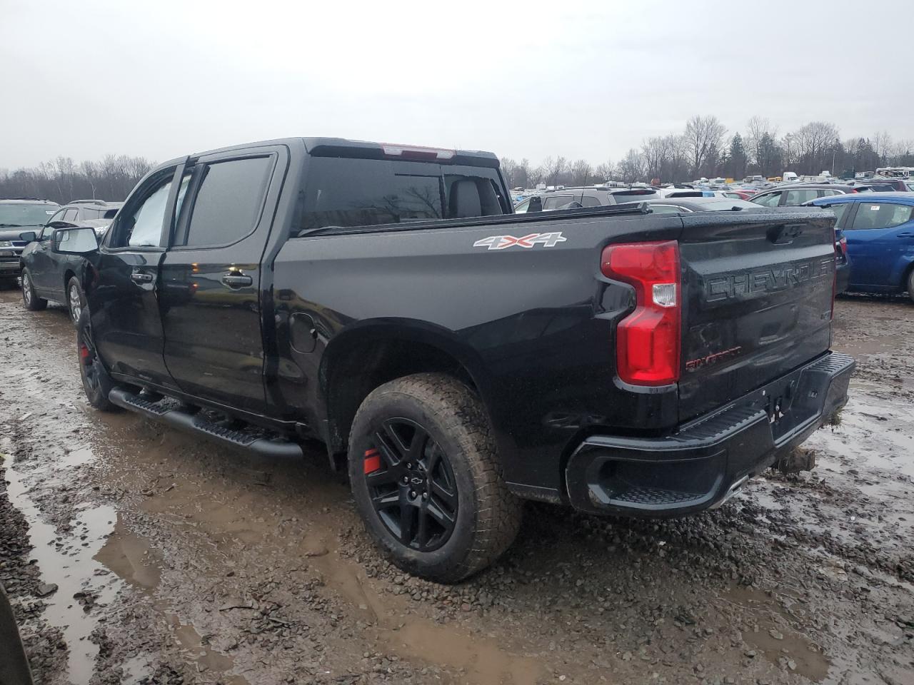 Image 2 of 2024 CHEVROLET SILVERADO K1500 RST 2024 with VIN 1GCUDEEDXRZ108178