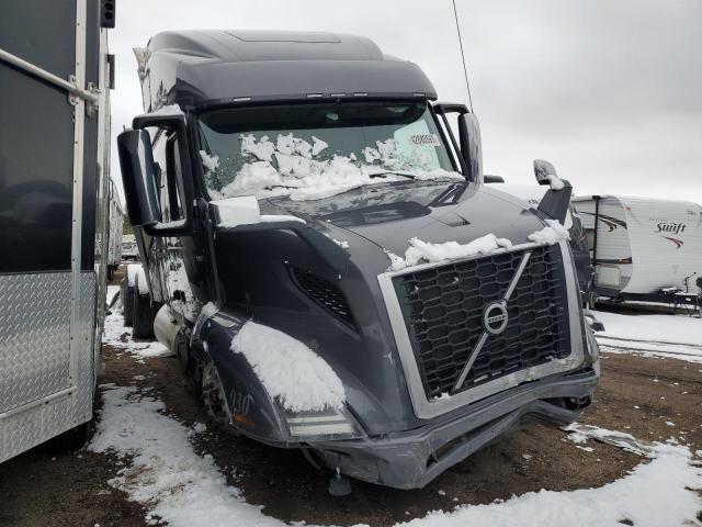 Изображение 2022 VOLVO VNR  2022