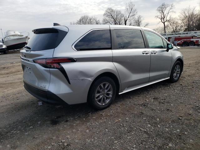 Image 3 of 2021 TOYOTA SIENNA LE 2021 with VIN 5TDKRKEC2MS063567