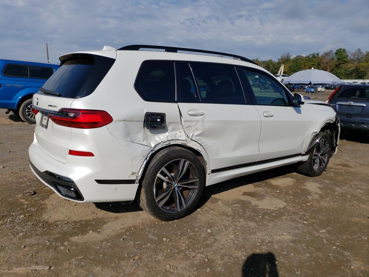 Изображение 3 2021 BMW X7 XDRIVE40I 2021 с VIN 5UXCW2C00M9G78334