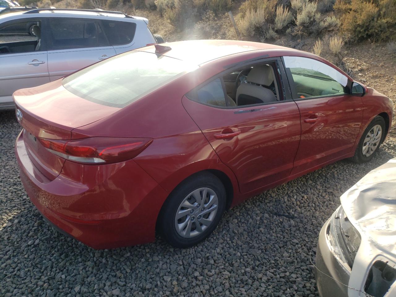 Изображение 3 2017 HYUNDAI ELANTRA SE 2017 с VIN KMHD74LF3HU064943