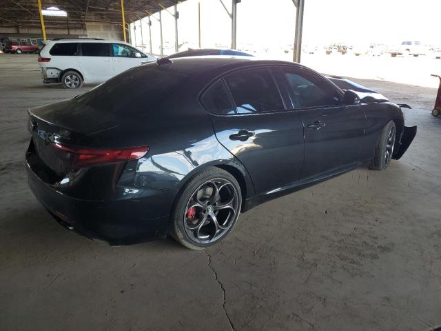 Image 3 of 2019 ALFA ROMEO GIULIA  2019 with VIN ZARFAMAN7K7622166