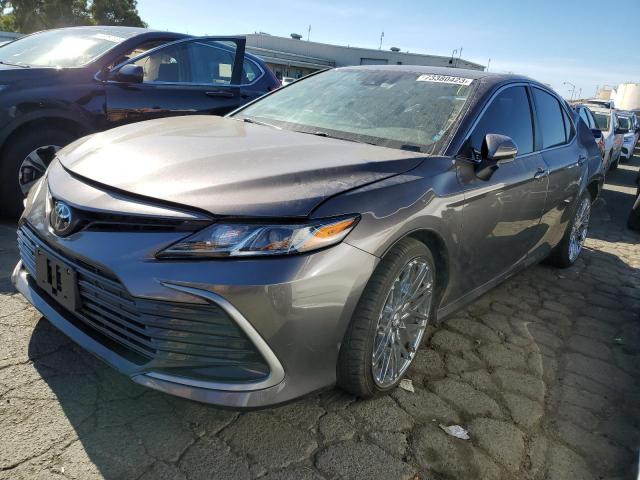 Изображение 1 2022 TOYOTA CAMRY LE 2022 с VIN 4T1C11AK5NU653936
