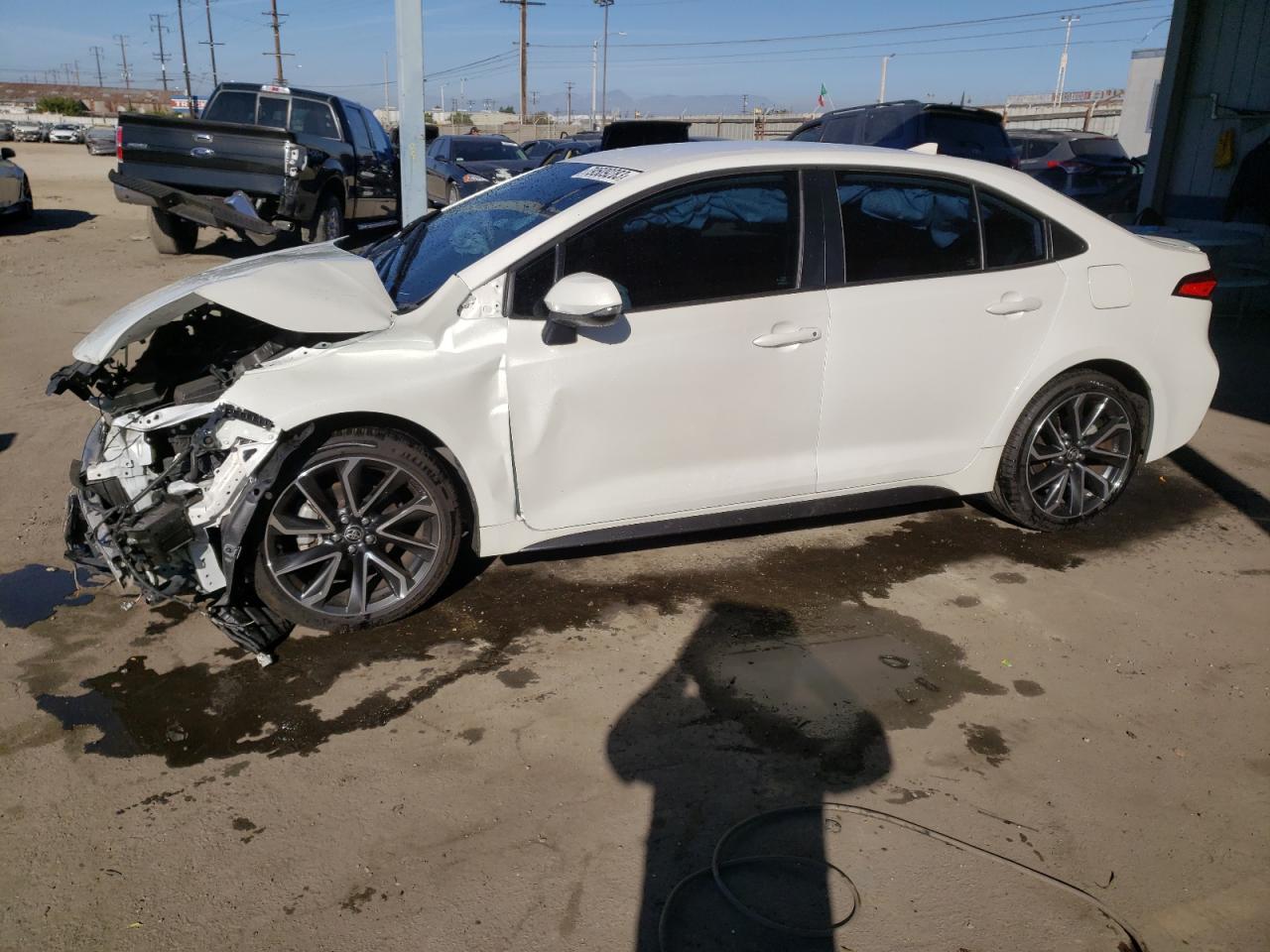 Obraz 1 z 2020 TOYOTA COROLLA SE 2020 z VIN 5YFS4RCE9LP033470