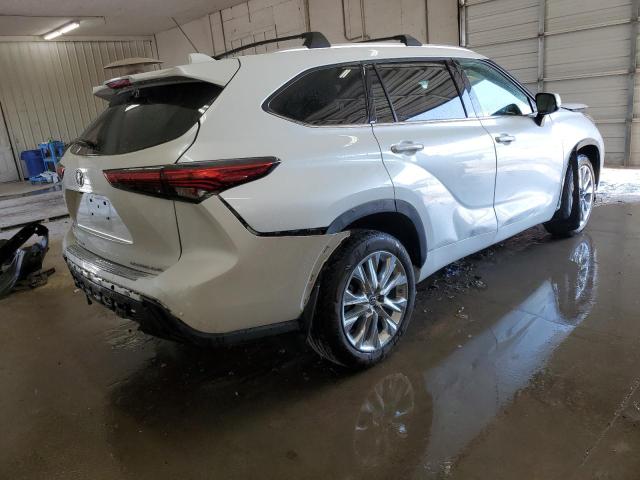 Изображение 3 2023 TOYOTA HIGHLANDER L 2023 с VIN 5TDKDRBH2PS022836