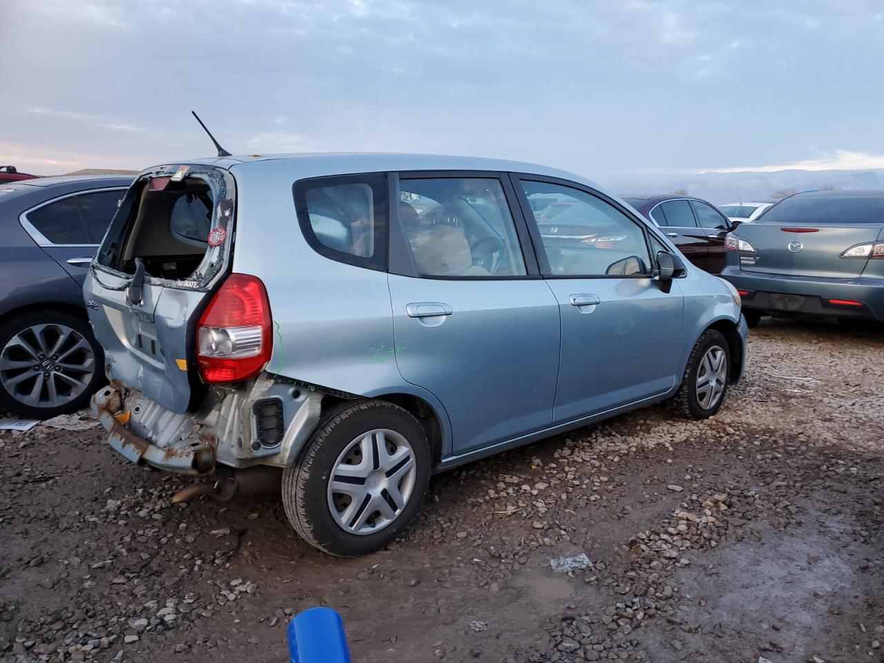 Image 3 of 2007 HONDA FIT  2007 with VIN JHMGD37487S066936