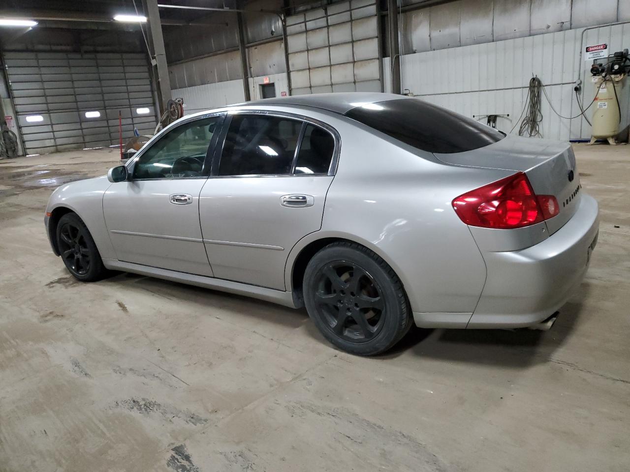 Изображение 2 2005 INFINITI G35  2005 с VIN JNKCV51F95M315392