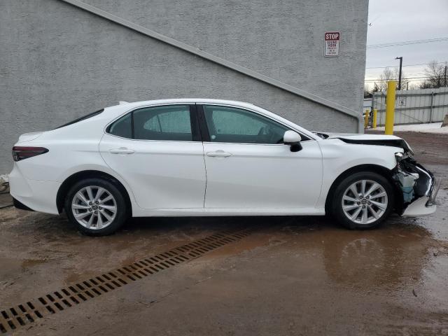 Изображение 3 2022 TOYOTA CAMRY LE 2022 с VIN 4T1C11AK8NU618758