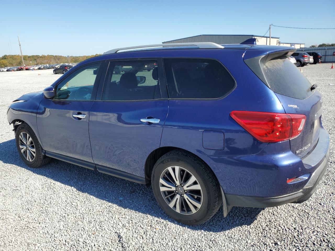 Image 2 of 2019 NISSAN PATHFINDER S 2019 with VIN 5N1DR2MN8KC583732