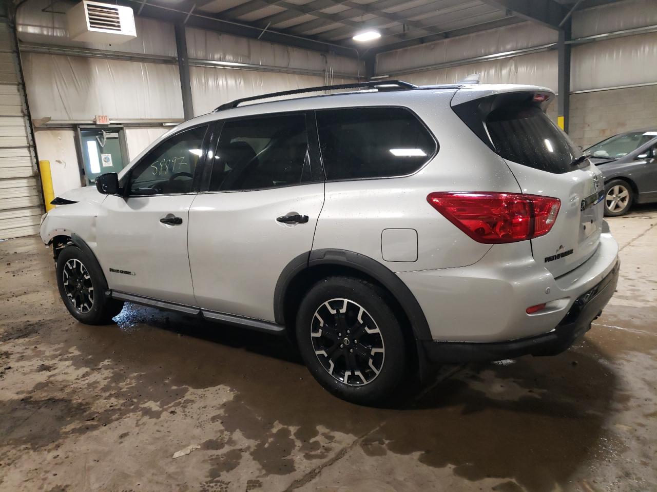 Obraz 2 z 2020 NISSAN PATHFINDER SV 2020 z VIN 5N1DR2BM0LC588256