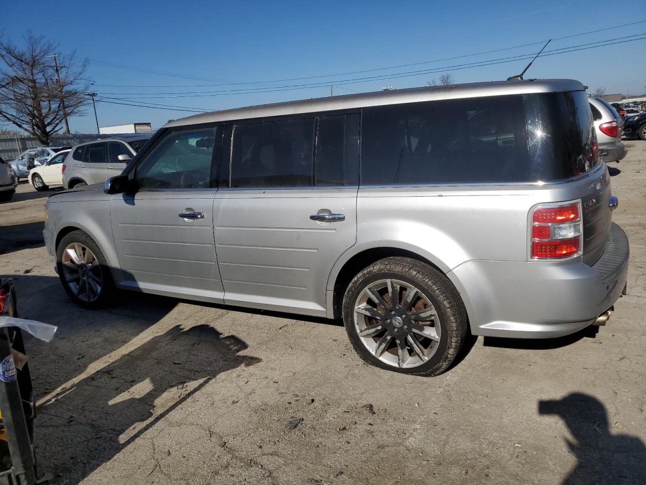 Изображение 2 2010 FORD FLEX LIMITED 2010 с VIN 2FMHK6DC0ABA34813