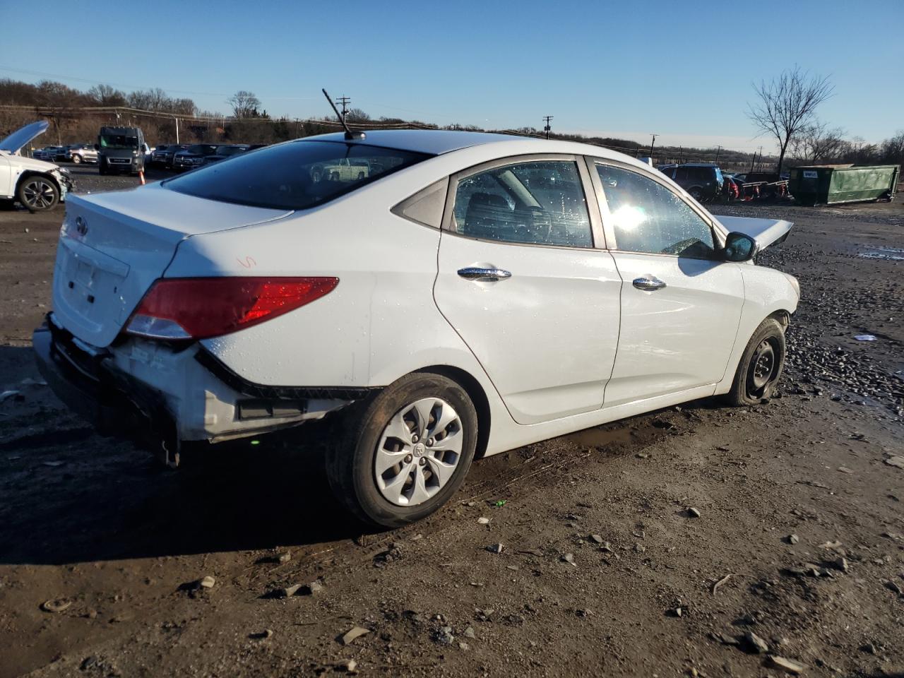 Image 3 of 2017 HYUNDAI ACCENT SE 2017 with VIN KMHCT4AE4HU219324