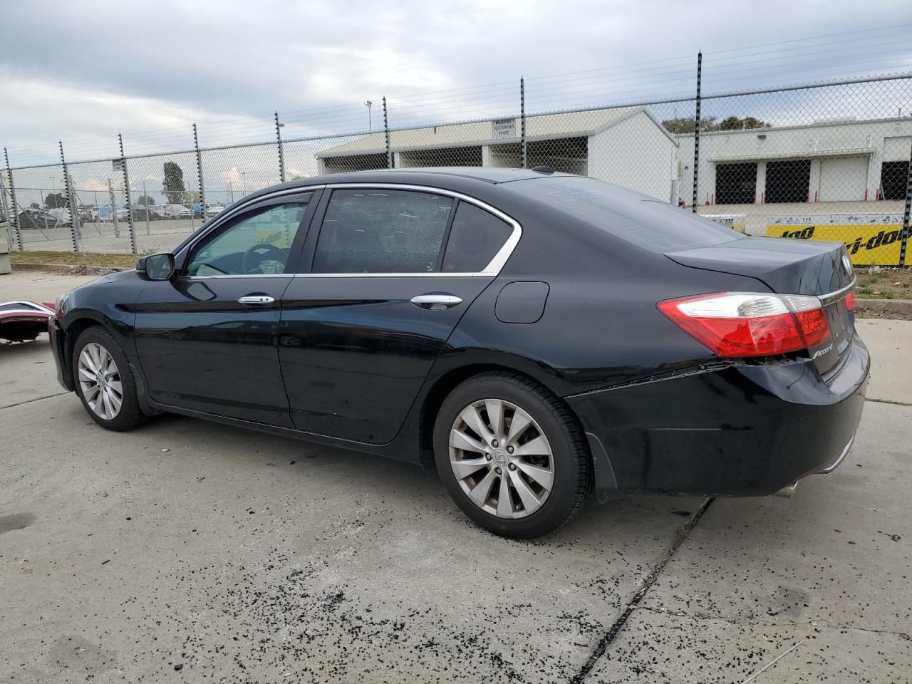 Изображение 2 2013 HONDA ACCORD EXL 2013 с VIN 1HGCR3F89DA024526