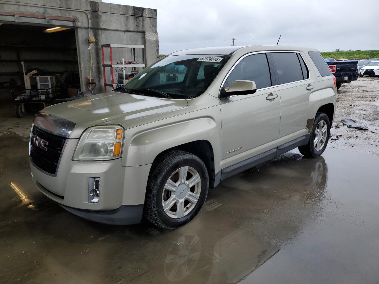 Image 1 of 2014 GMC TERRAIN SLE 2014 with VIN 2GKALMEK6E6214362