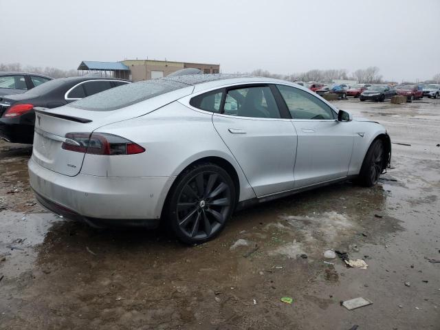 Изображение 3 2015 TESLA MODEL S 85D 2015 с VIN 5YJSA1H28FFP76582