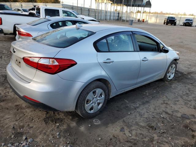 Obraz 3 z 2016 KIA FORTE LX 2016 z VIN KNAFK4A65G5563117