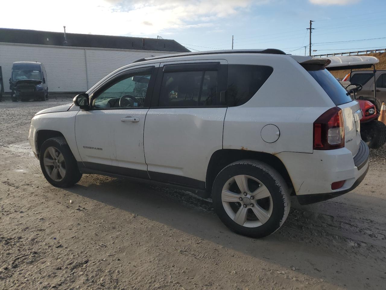 Obraz 2 z 2014 JEEP COMPASS SPORT 2014 z VIN 1C4NJDBB8ED642152