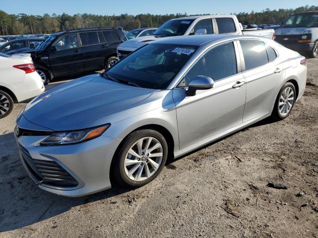 Изображение 1 2022 TOYOTA CAMRY LE 2022 с VIN 4T1C11AK9NU630790