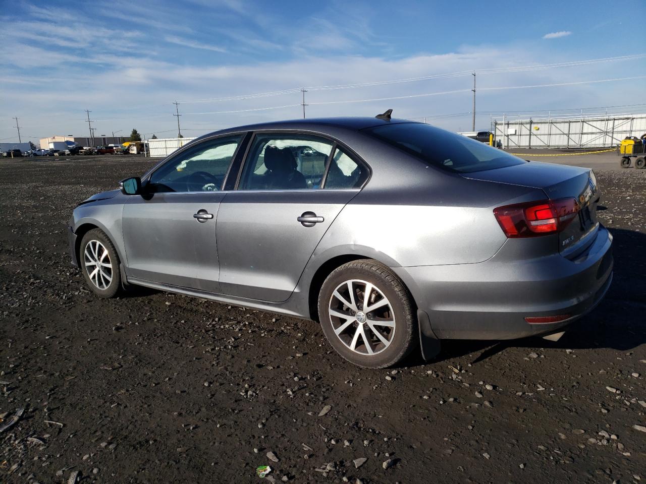 Image 2 of 2017 VOLKSWAGEN JETTA SE 2017 with VIN 3VWDB7AJ2HM398216