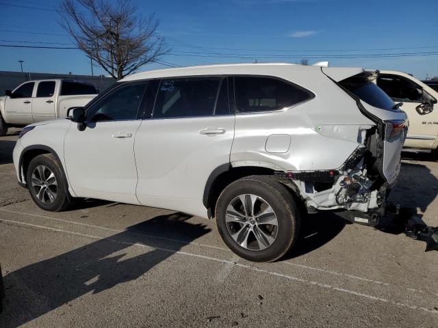 Image 2 of 2022 TOYOTA HIGHLANDER XLE 2022 with VIN 5TDGZRBH8NS578315