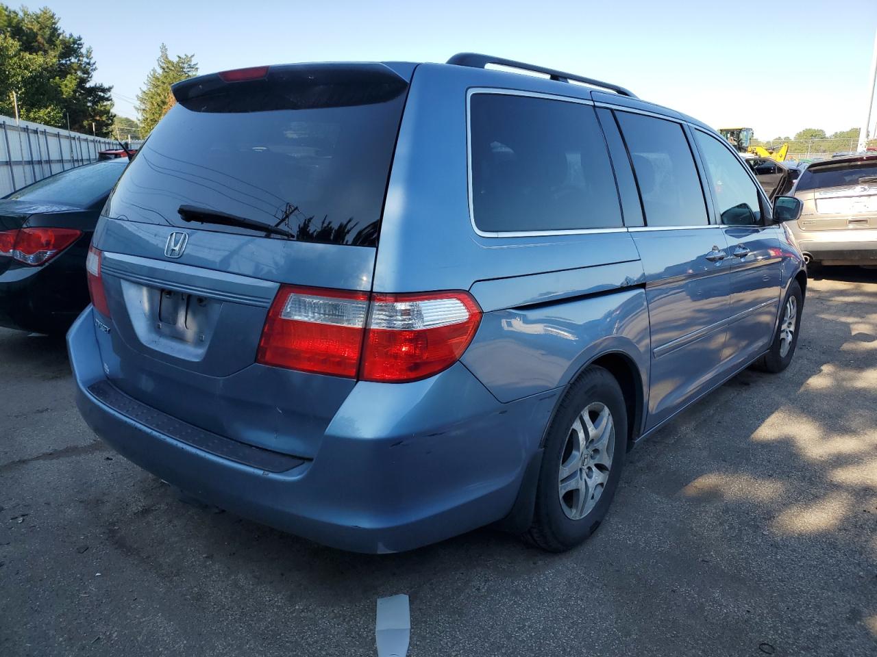 Изображение 3 2006 HONDA ODYSSEY EXL 2006 с VIN 5FNRL38726B111306