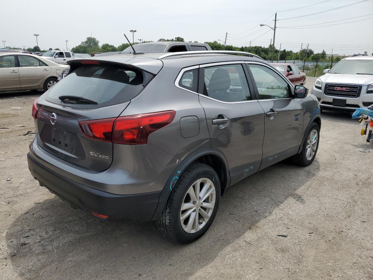 Image 3 of 2017 NISSAN ROGUE SPORT S 2017 with VIN JN1BJ1CRXHW142728