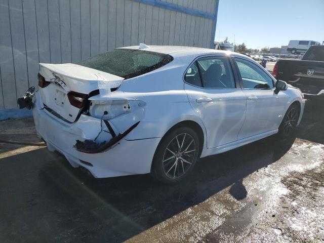 Obraz 3 z 2022 TOYOTA CAMRY SE 2022 z VIN 4T1G11AK8NU711555